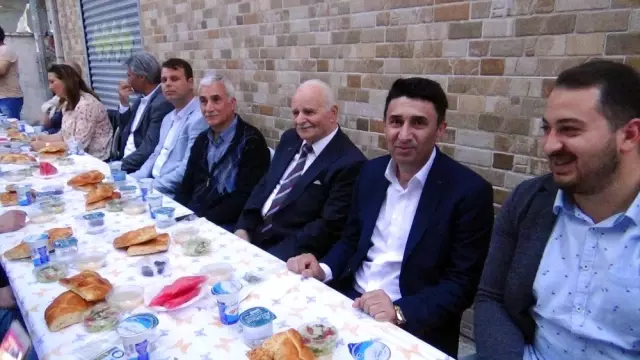 Cumhurbaşkanı Başdanışmanı Minder: 'İstanbul'umuzu da emin ellere tecrübeli ellere teslim edeceğiz' Cumhurbaşkanı Başdanışmanı Minder: 'İstanbul'umuzu da emin ellere tecrübeli ellere teslim edeceğiz'