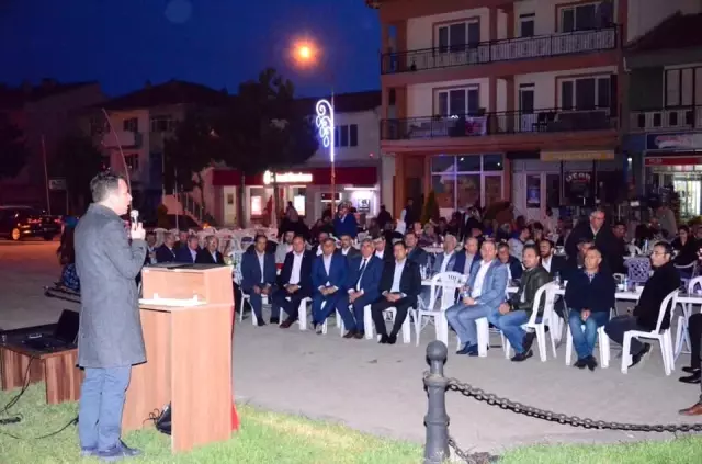 Dumlupınar Belediyesi'nden halk iftarı Dumlupınar Belediyesi'nden halk iftarı