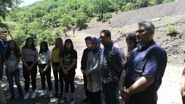 Gördeslilerden 'Şehit Makbule'ye vefa' gezisi Gördeslilerden 'Şehit Makbule'ye vefa' gezisi