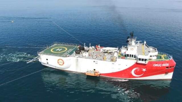 İlk Yerli ve Milli Sismik Araştırma Gemisi Oruç Reis Marmara'yı Karış Karış İnceliyor