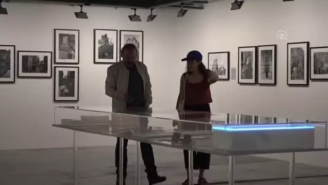 İki Arşiv, Bir Sec¸ki: Ara Gu¨ler'in İzinde İstanbul