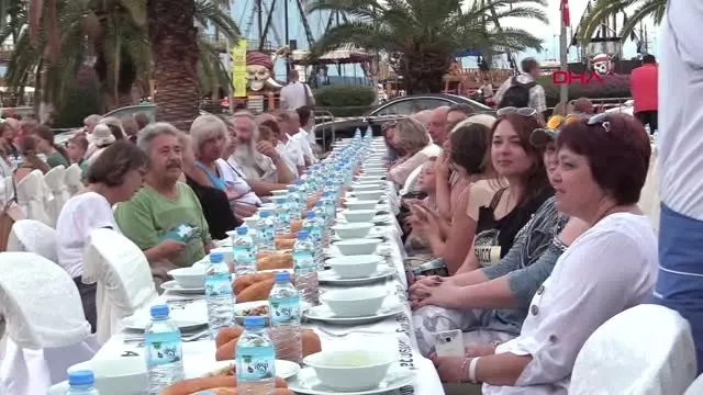 ANTALYA Alanya'daki yerleşik yabancılarla iftar ANTALYA Alanya'daki yerleşik yabancılarla iftar