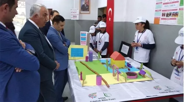 Arpaçay'da okulların bilim fuarları renkli görüntülere sahne oldu
