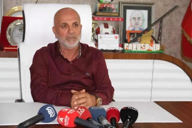 Hasan Çavuşoğlu: 'Sergen Yalçın ile görüşmemiz devam ediyor' Hasan Çavuşoğlu: 'Sergen Yalçın ile görüşmemiz devam ediyor'