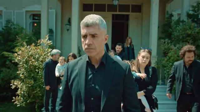 I·stanbullu Gelin 87. Bo¨lu¨m Fragman (Final) I·stanbullu Gelin 87. Bo¨lu¨m Fragman (Final)