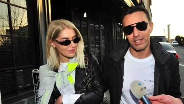 Melis Sütşurup'la aşk yaşayan Mustafa Sandal, esmer bir kadınla sarmaş dolaş görüntülendi