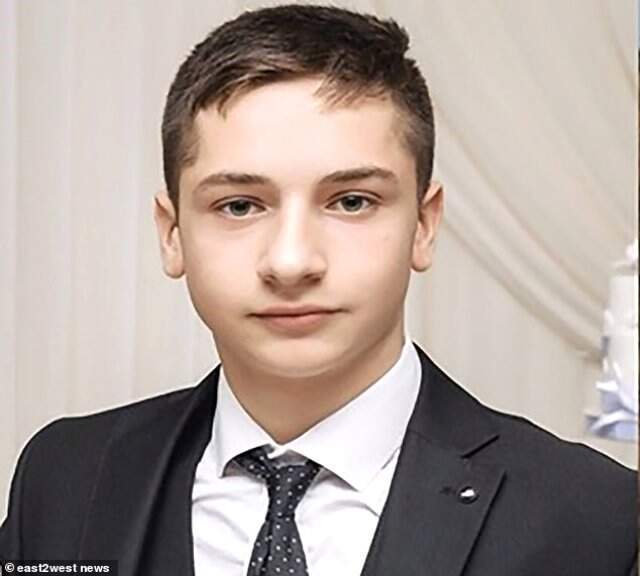 Rus iş adamının 14 yaşındaki oğlu oyun oynadığı arkadaşını bıçaklayıp kafasını kesti