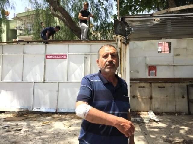 Servis şoförü, kebapçı dükkanını midibüsüyle yıkmaya çalıştı