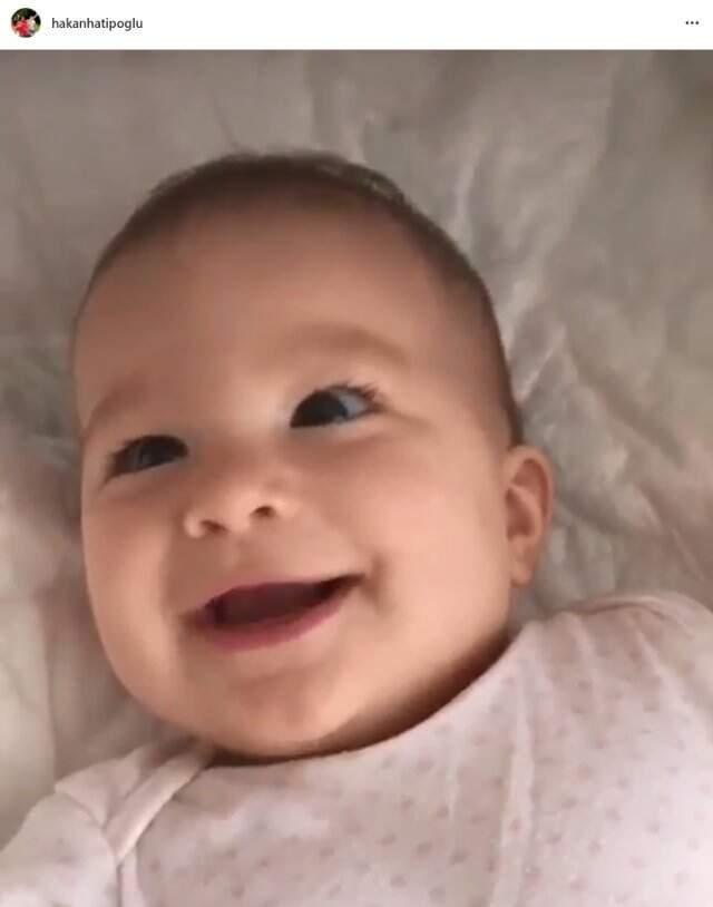 Survivora eklenen Hakan Hatipoğlu, kızının evvel kere Baba söylediği hatıra paylaştı
