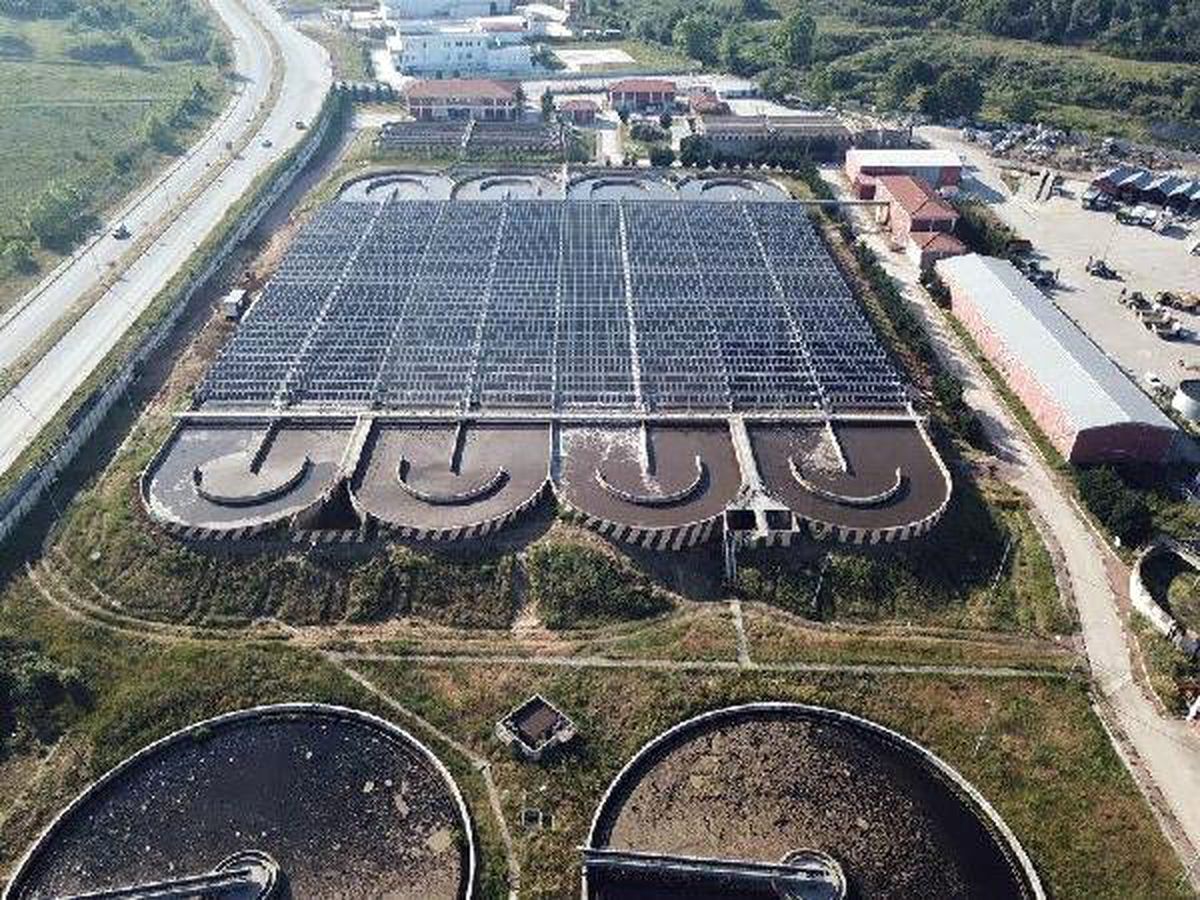 Türkiye'nin elektriğini güneşten sağlayacak ilk arıtma tesisinde sona gelindi