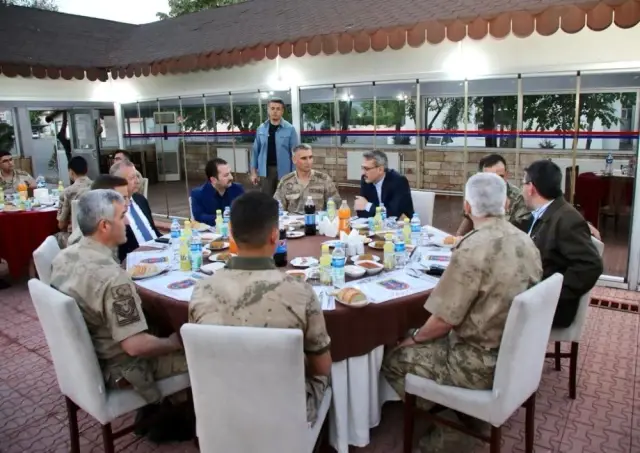 Vali Ekinci;