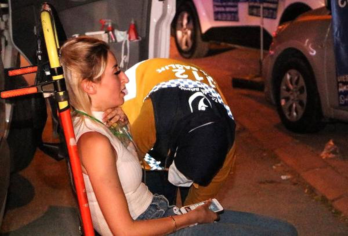 Yüzme havuzunun klor tankından sızan gaz site sakinlerini zehirledi