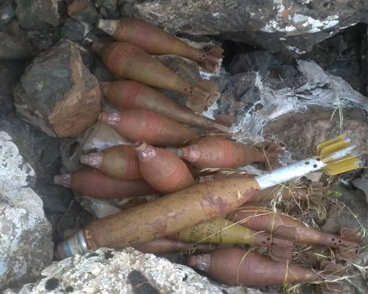 Çukurca'da çok sayıda mühimmat ele geçirildi