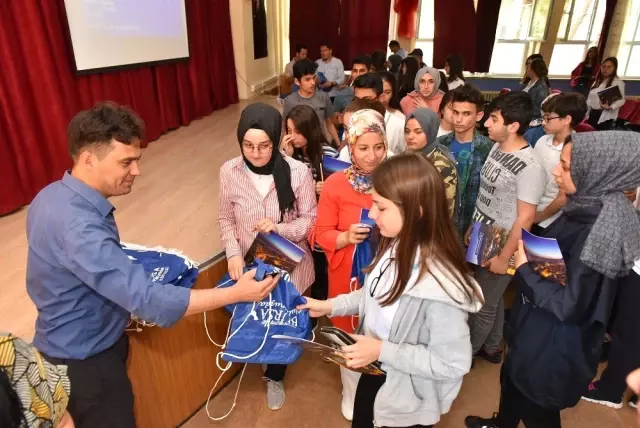 Okullarda tarih turu