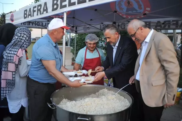 Bafra'da Kadir Gecesi coşkusu Bafra'da Kadir Gecesi coşkusu
