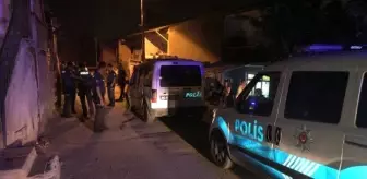 Doğantepe: İki grup arasında çıkan silahlı kavgada, mermiler anne ve çocuğuna isabet etti Doğantepe: İki grup arasında çıkan silahlı kavgada, mermiler anne ve çocuğuna isabet etti