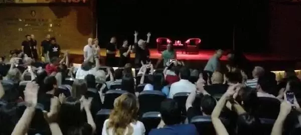 Defne Samyeli, Yılmaz ailesiyle ilk kez görüntülenti Defne Samyeli, Yılmaz ailesiyle ilk kez görüntülenti