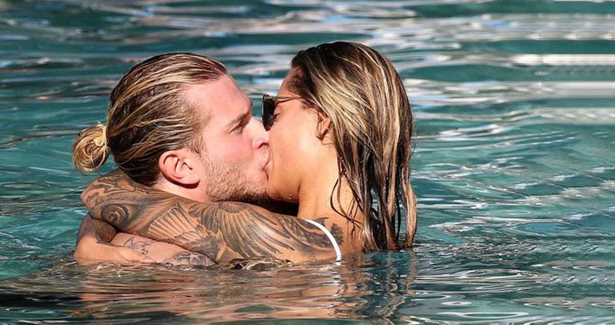 Loris Karius'un sevgilisiyle olan fotoğrafı kadın hayranlarını çileden çıkarttı