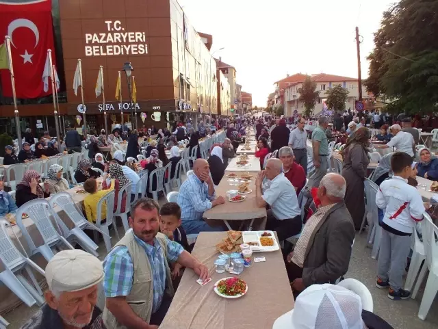 Pazaryeri'nde 3 bin kişilik iftar