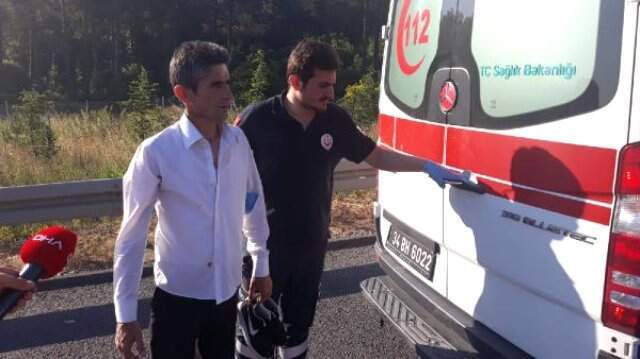 Son Dakika! İstanbul'da bir otomobil, yolcu otobüsüne çarptı: 1 ölü, 15 yaralı