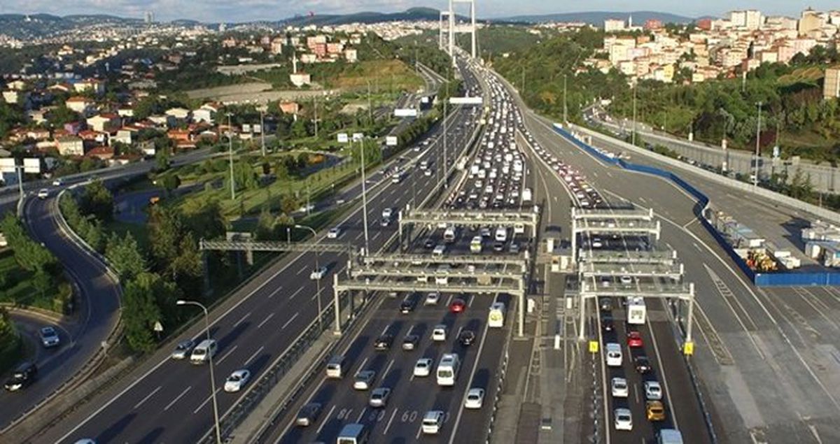 KGM'nin işlettiği otoyol ve köprüler 9 gün boyunca ücretsiz olacak
