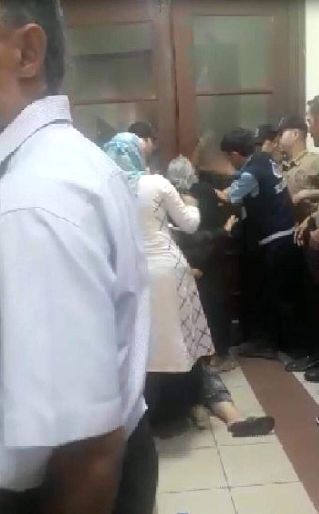 Çorum'da zabıta ile dilenci kadınlar arasında arbede