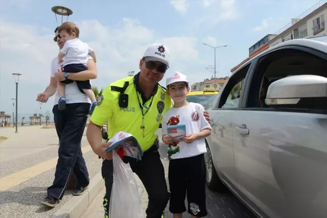 Feribot seferleri ve bağlantı yollarında trafik yoğunluğu Feribot seferleri ve bağlantı yollarında trafik yoğunluğu