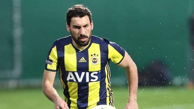 Galatasaray, Şener Özbayraklı ile anlaştı