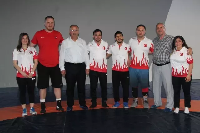 Genç milliler İspanya'ya hazır Genç milliler İspanya'ya hazır