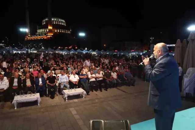 Şevki Yılmaz, 'Kuran-ı Kerim bir gecenin değil 365 günün kitabıdır' Şevki Yılmaz, 'Kuran-ı Kerim bir gecenin değil 365 günün kitabıdır'