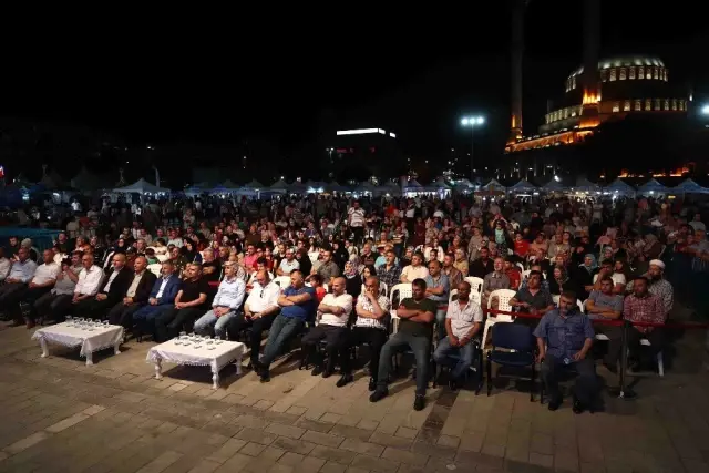 Şevki Yılmaz, 'Kuran-ı Kerim bir gecenin değil 365 günün kitabıdır' Şevki Yılmaz, 'Kuran-ı Kerim bir gecenin değil 365 günün kitabıdır'
