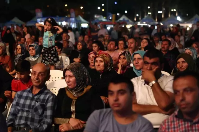 Şevki Yılmaz, 'Kuran-ı Kerim bir gecenin değil 365 günün kitabıdır' Şevki Yılmaz, 'Kuran-ı Kerim bir gecenin değil 365 günün kitabıdır'
