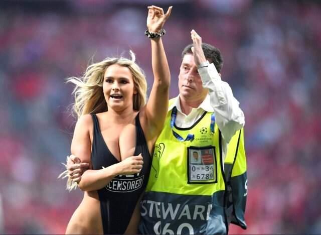 Tottenham-Liverpool finalinde sahada davetsiz misafir