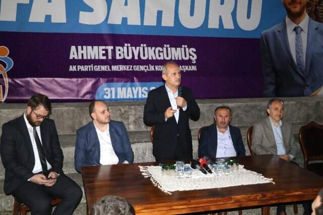 Ulaştırma Bakanı Turhan: İstanbul gibi büyük bir şehrin belediye başkanlığını riske atamayız