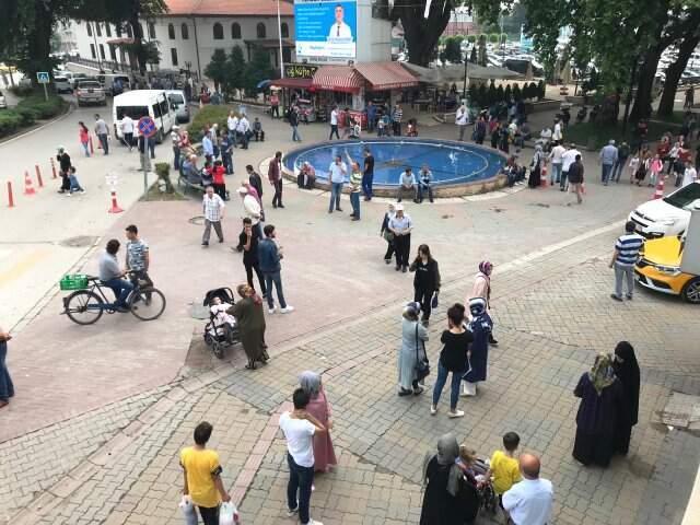 Bakan Kurum'dan Sakarya'da meydana gelen deprem sonrası ilk açıklama