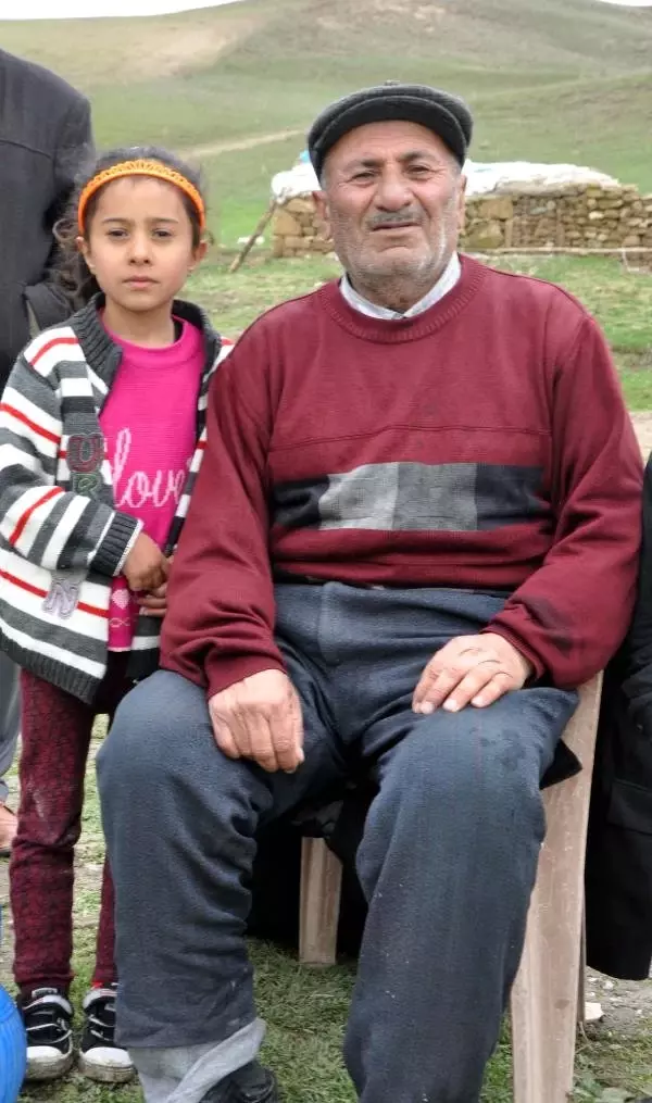 Cansız bedeni bulunan küçük Furkan'ın dedesi, kalp krizinden öldü Cansız bedeni bulunan küçük Furkan'ın dedesi, kalp krizinden öldü