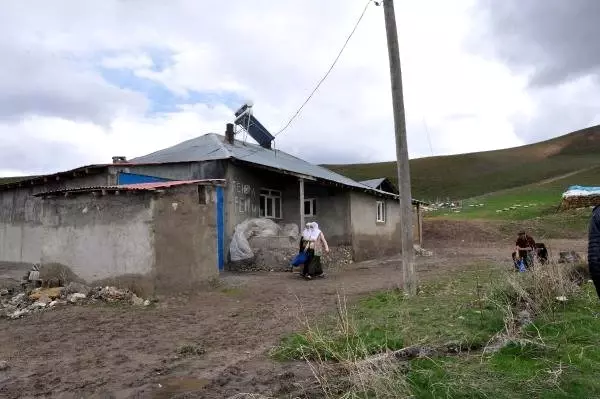 Cansız bedeni bulunan küçük Furkan'ın dedesi, kalp krizinden öldü Cansız bedeni bulunan küçük Furkan'ın dedesi, kalp krizinden öldü
