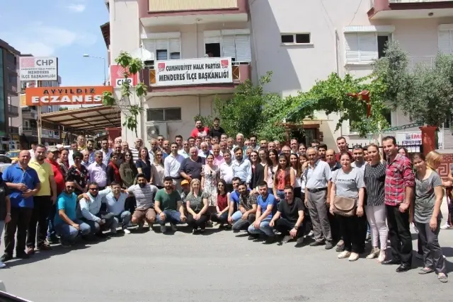 CHP Menderes bayramlaştı
