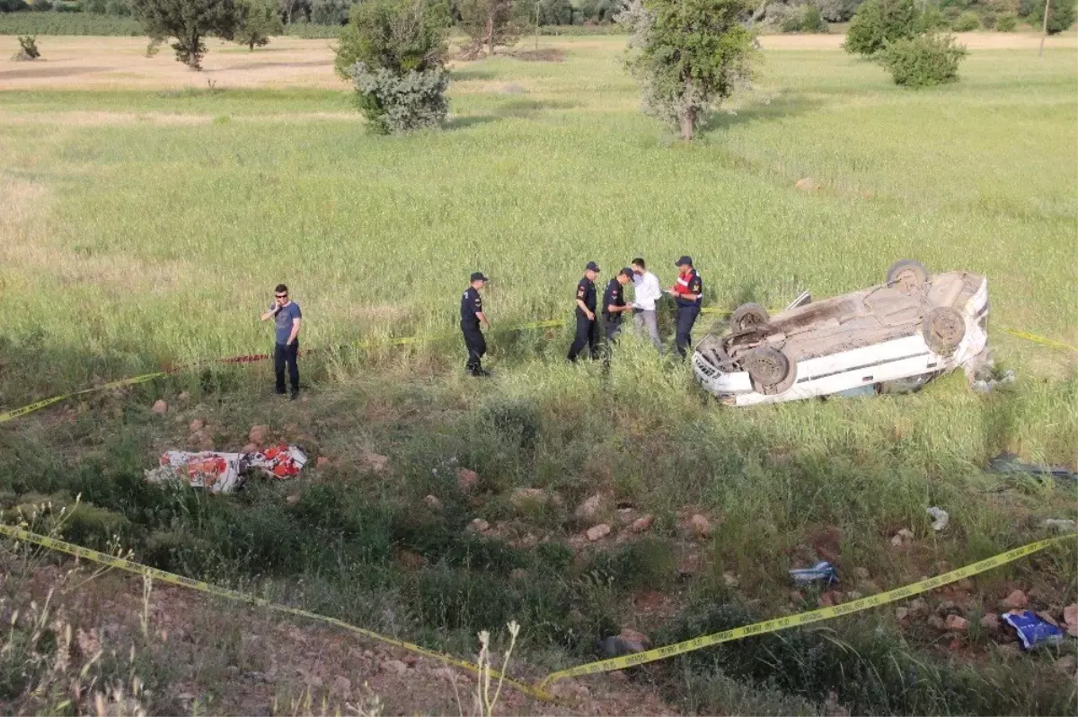 Karaman'da otomobil tarlaya uçtu: 1 ölü, 5 yaralı