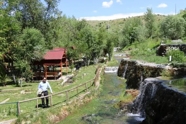 Mesire alanı görsel güzelliğiyle hayran bırakıyor Mesire alanı görsel güzelliğiyle hayran bırakıyor
