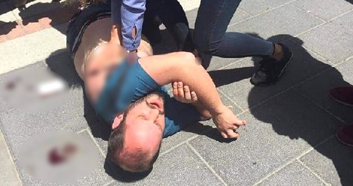 Otobüste küfürlü konuşan gençleri uyaran yolcu, bıçaklandı