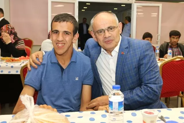 Yahyalı'da Kardeşlik İftarı Düzenlendi
