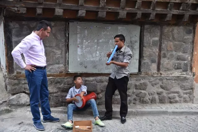 Ankara Kalesi'ne turist akını