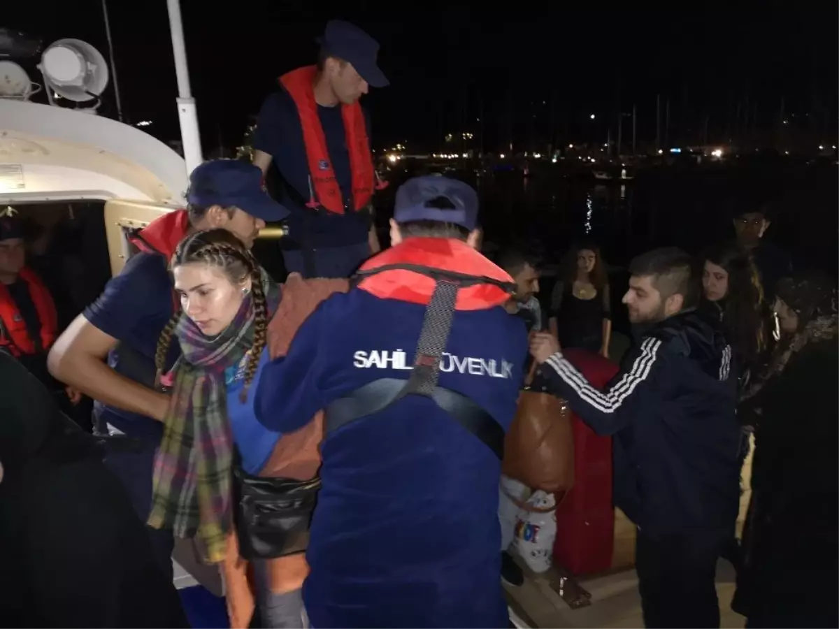 Lüks yatı çaldılar, Yunanistan'a kaçarken yakalandılar