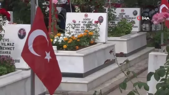 Şehit annelerinin acı bayramı