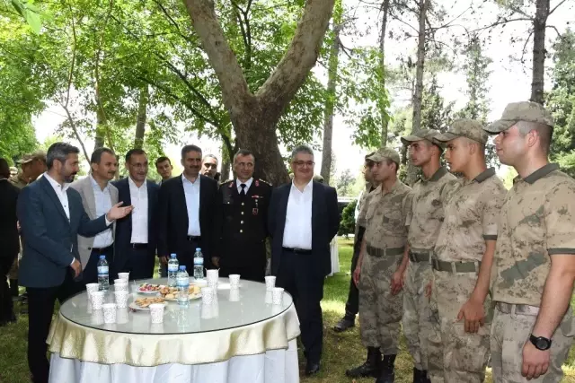 Adıyaman'da Ramazan Bayramı coşkusu