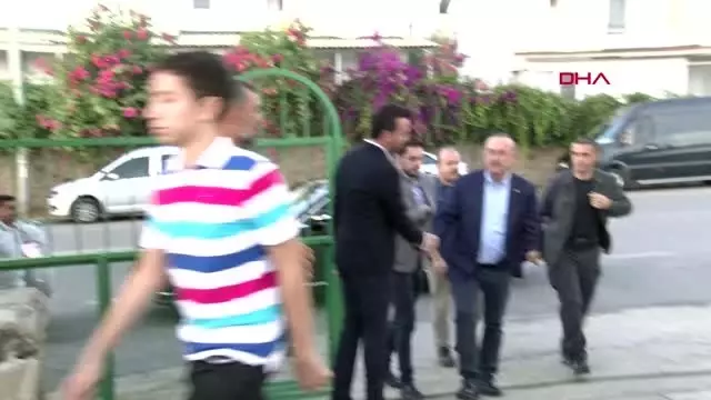 ANTALYA Bakan Çavuşoğlu, bayrama baba ocağında girdi ANTALYA Bakan Çavuşoğlu, bayrama baba ocağında girdi