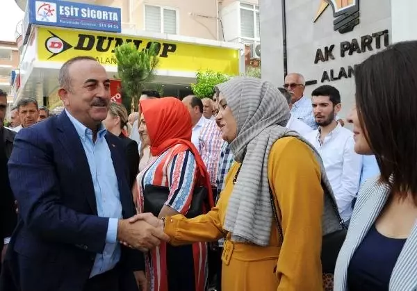 Bakan Çavuşoğlu, bayrama baba ocağında girdi (2) Bakan Çavuşoğlu, bayrama baba ocağında girdi (2)