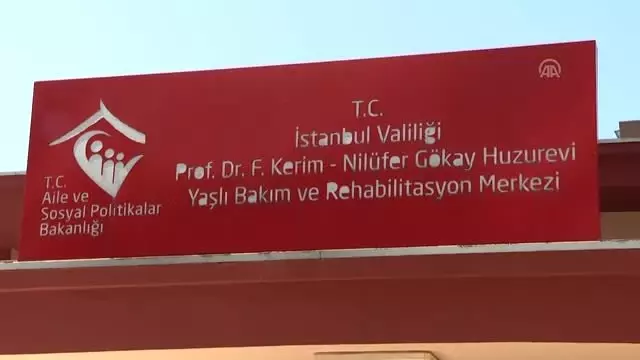 Bakan Selçuk huzurevini ziyaret etti - İSTANBUL Bakan Selçuk huzurevini ziyaret etti - İSTANBUL