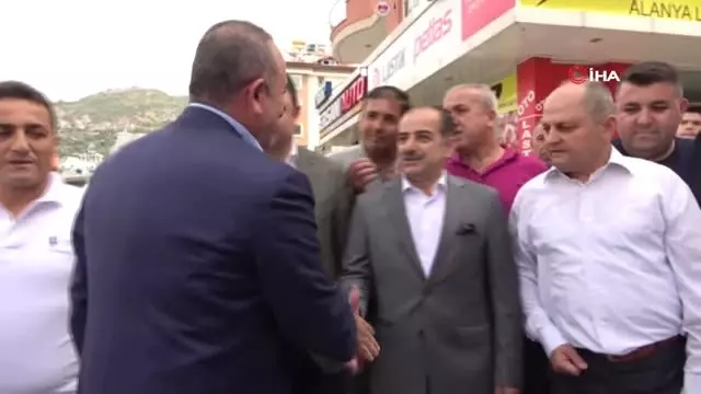 - Çavuşoğlu, memleketi Alanya'da hemşehrileriyle bayramlaştı - Çavuşoğlu, memleketi Alanya'da hemşehrileriyle bayramlaştı